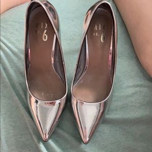 Mix No. 6 heels
